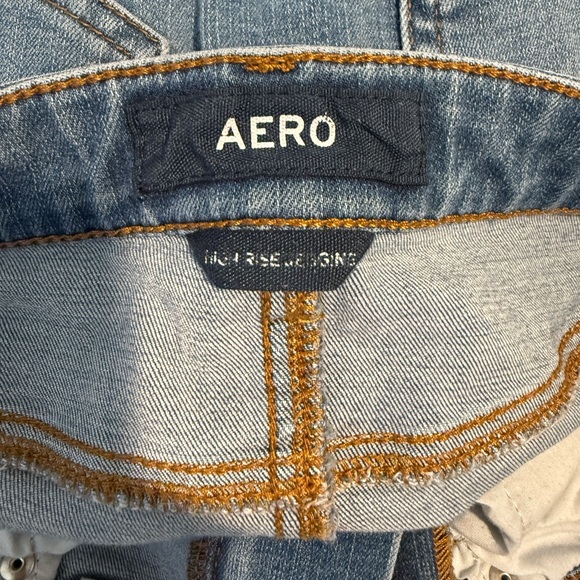 Aeropostale High Rise Ripped Jeans - Picture 3 of 4